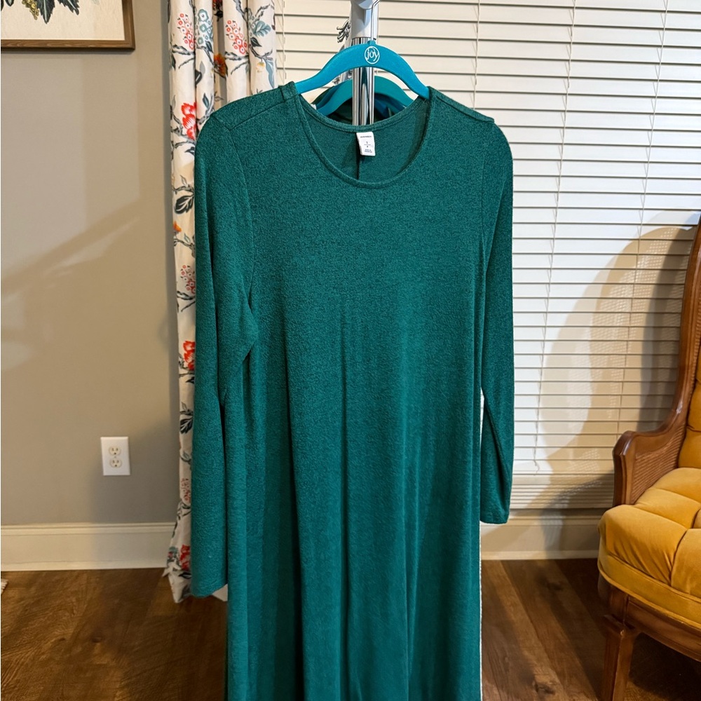 Old Navy Green Long Sleeve Crew Neck Sweater Dress
